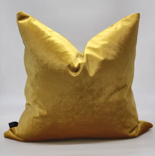 Topaz Gold Velvet